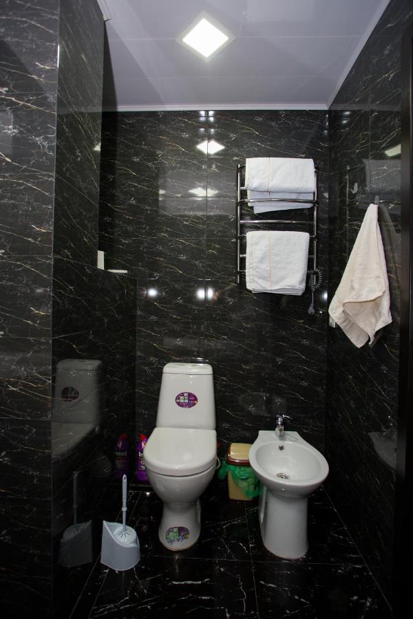 Apartament Curat Si Confortabil Str. Ismail 86 In Centrul Chisinaului Apartment Екстериор снимка